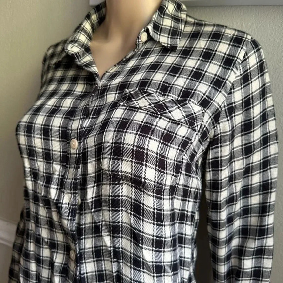 LUCKY BRAND PLAID  FLANNEL T SHIRT LONG SLEEVE XS - Picture 6 of 8